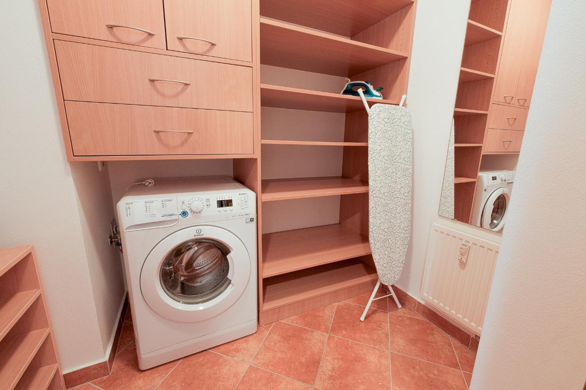 Apartman U Metra, 4 Hoste, Parking Free, Blizko O2 Arena Prag Exteriör bild